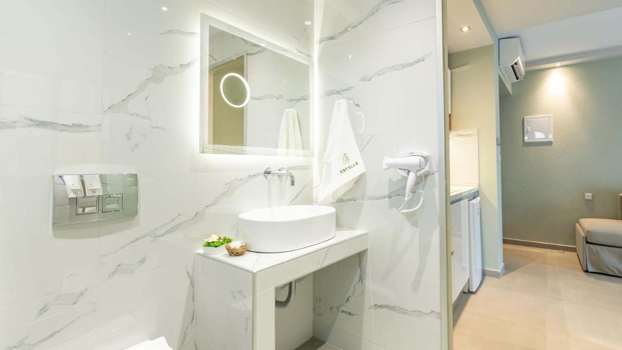 Estelle Family Luxury Apartments & Suites Геракини Екстериор снимка