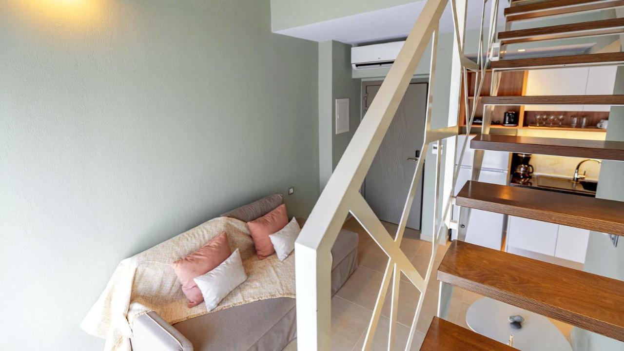 Estelle Family Luxury Apartments & Suites Геракини Екстериор снимка