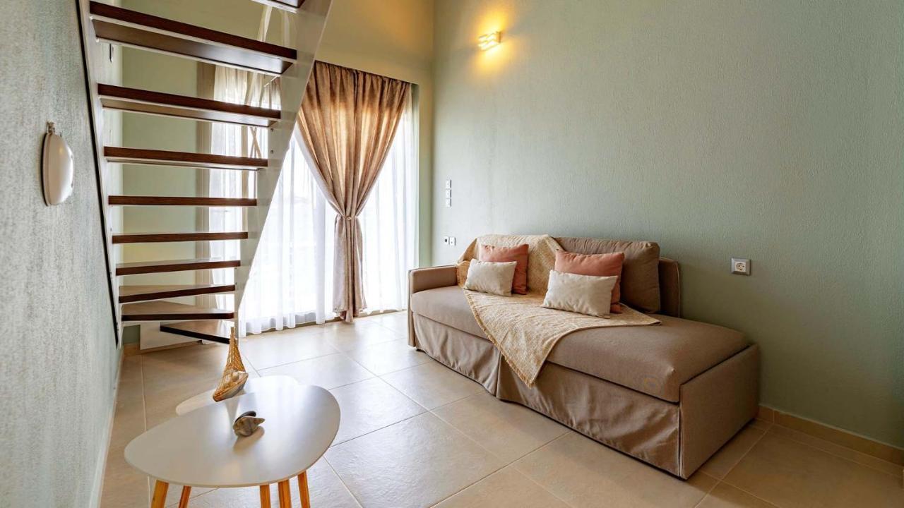 Estelle Family Luxury Apartments & Suites Геракини Екстериор снимка