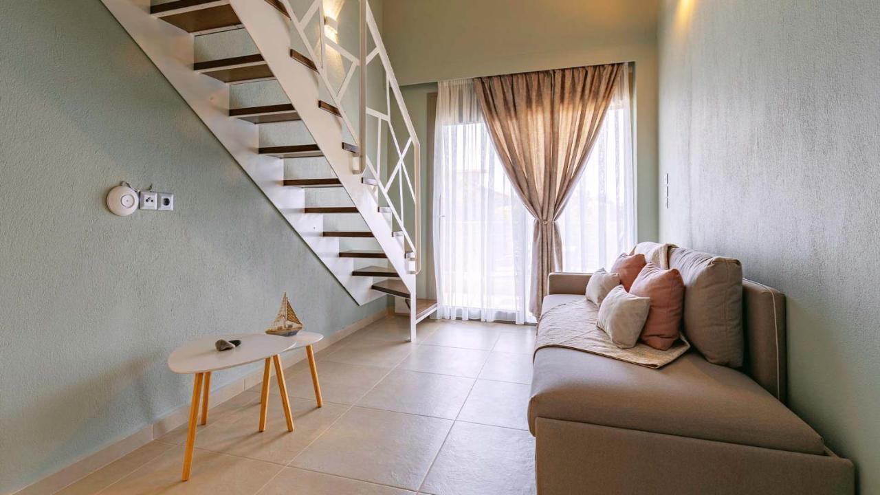 Estelle Family Luxury Apartments & Suites Геракини Екстериор снимка
